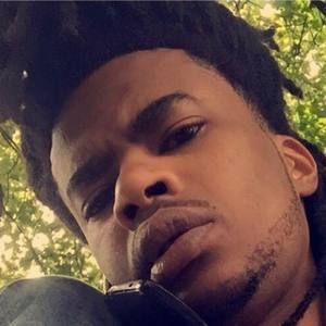 Meet your Posher, Monique